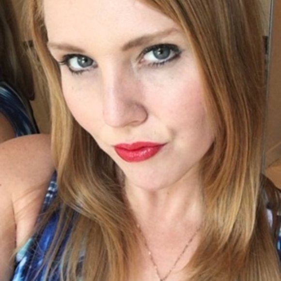 Meet your Posher, Cassandra - Picture 9 of 10